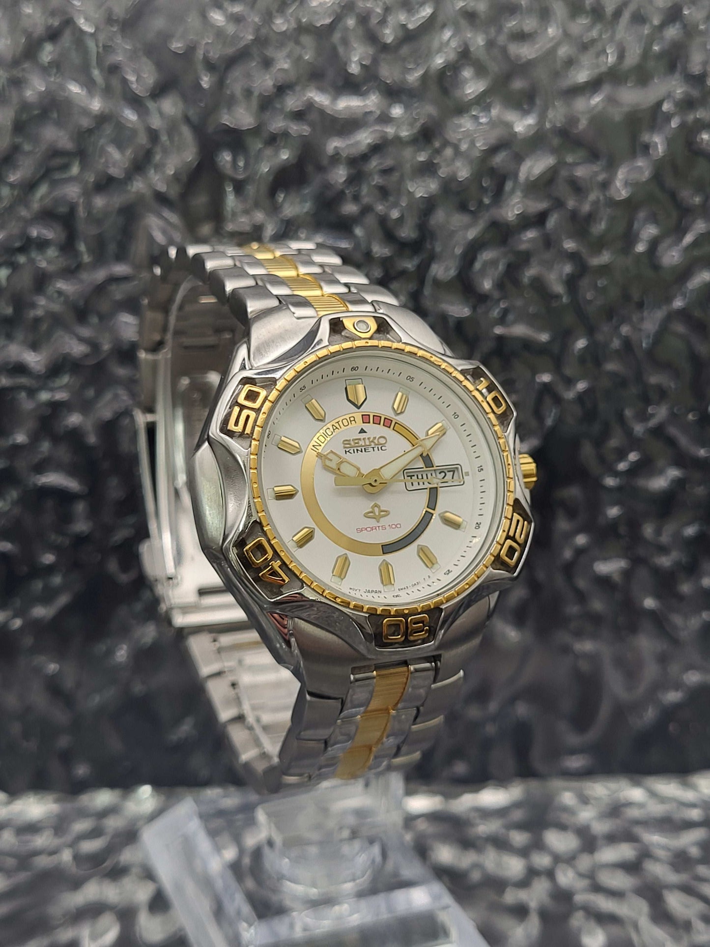 Seiko Kinetic Sports 100 - Ref. 5M43-0A39 - Day Date - Full Set