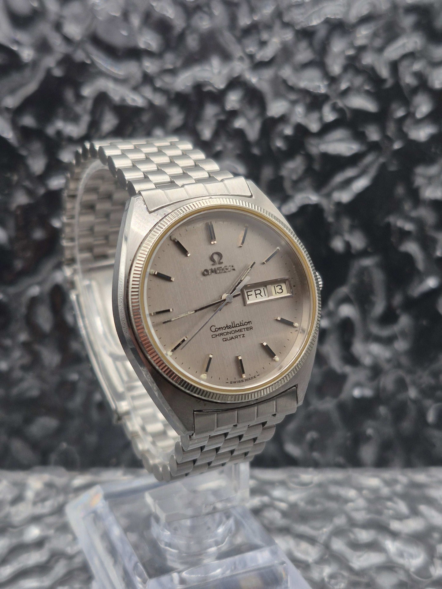 Omega Constellation Chronometer Ref. 198.0111 Quartz 18K WG Bezel