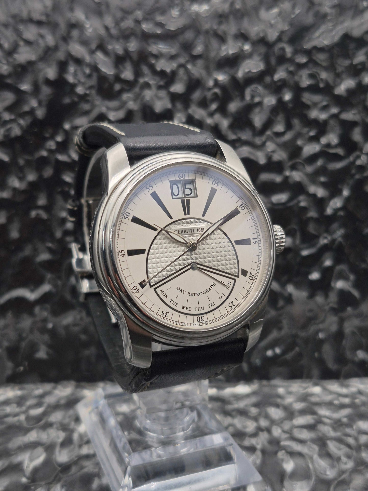 Cerruti 1881 Prestige Retrogade Ref. 10031-1 Quartz Big Date