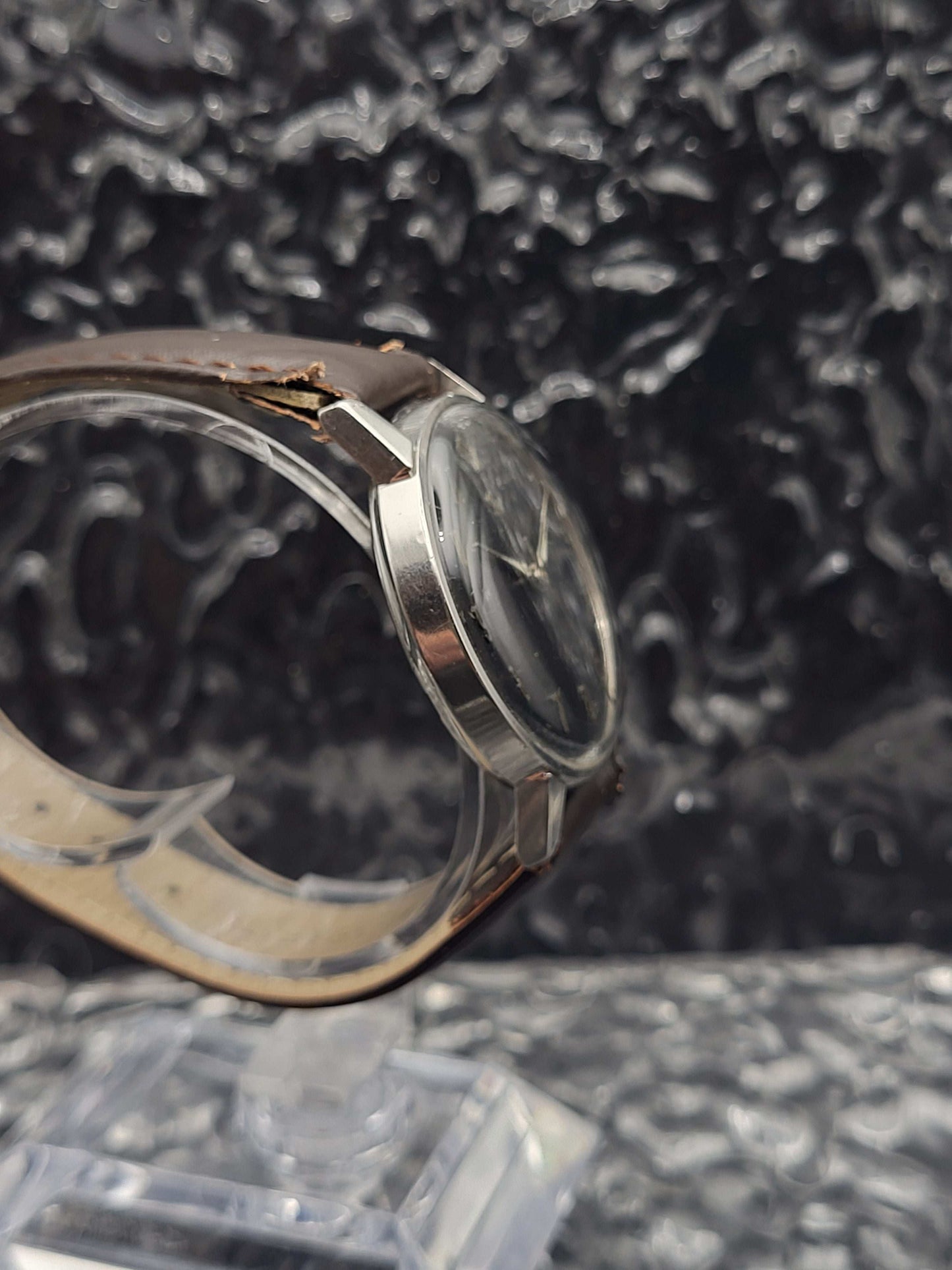 Omega Seamaster - Ref. 135.011 - Cal. 601 - Manual - Raised Numerals