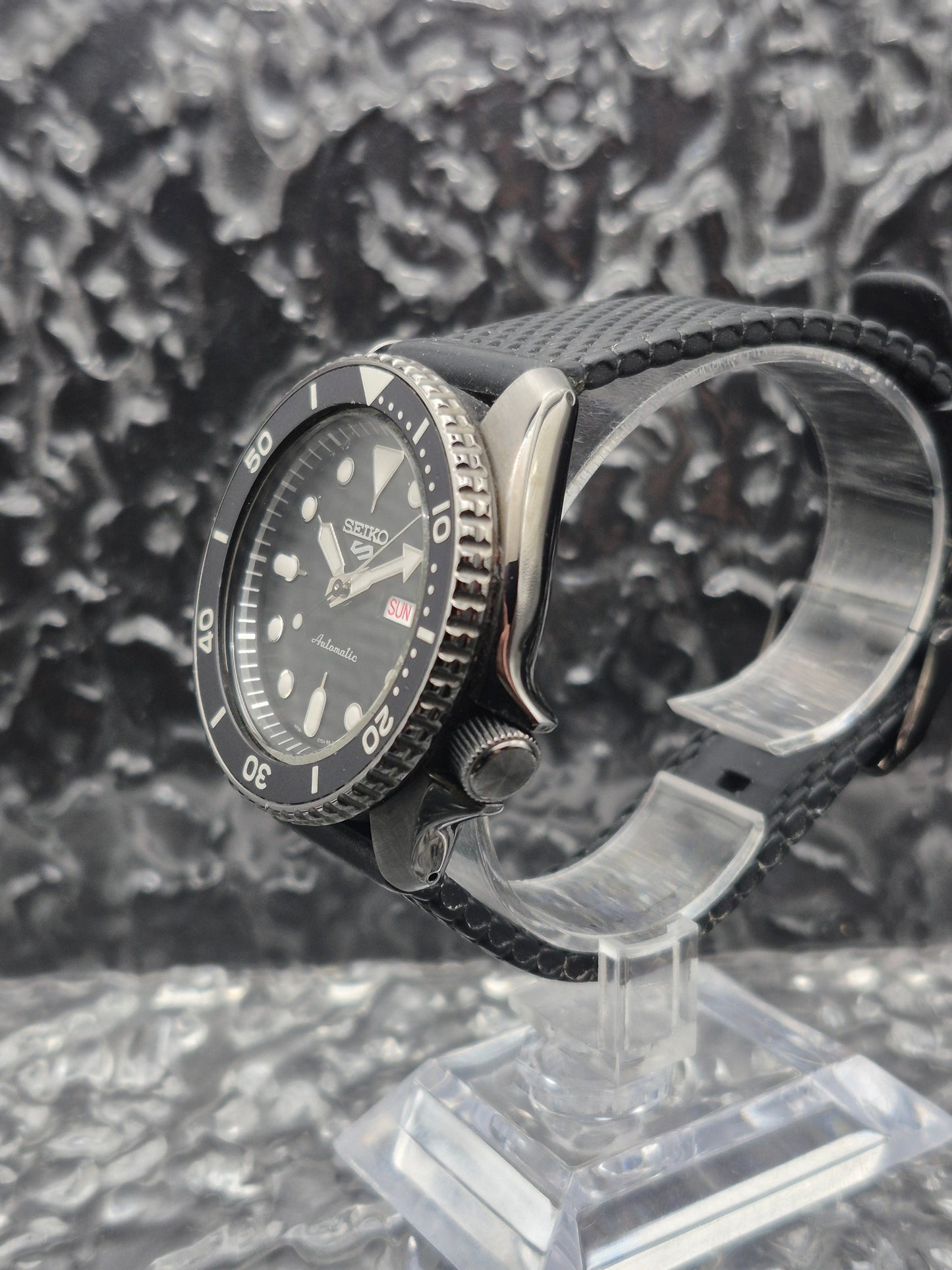 Seiko 5 Sports Ref. SRPD65K1 - 4R36-07G0 Black Case Automatic