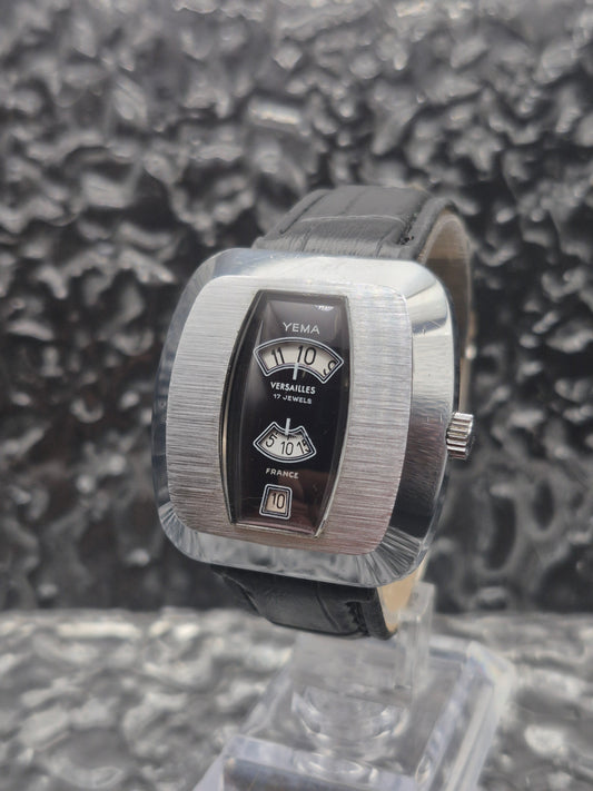Yema Versailles Jump Hour - Manual Wound Cherry Red Dial - Oversized