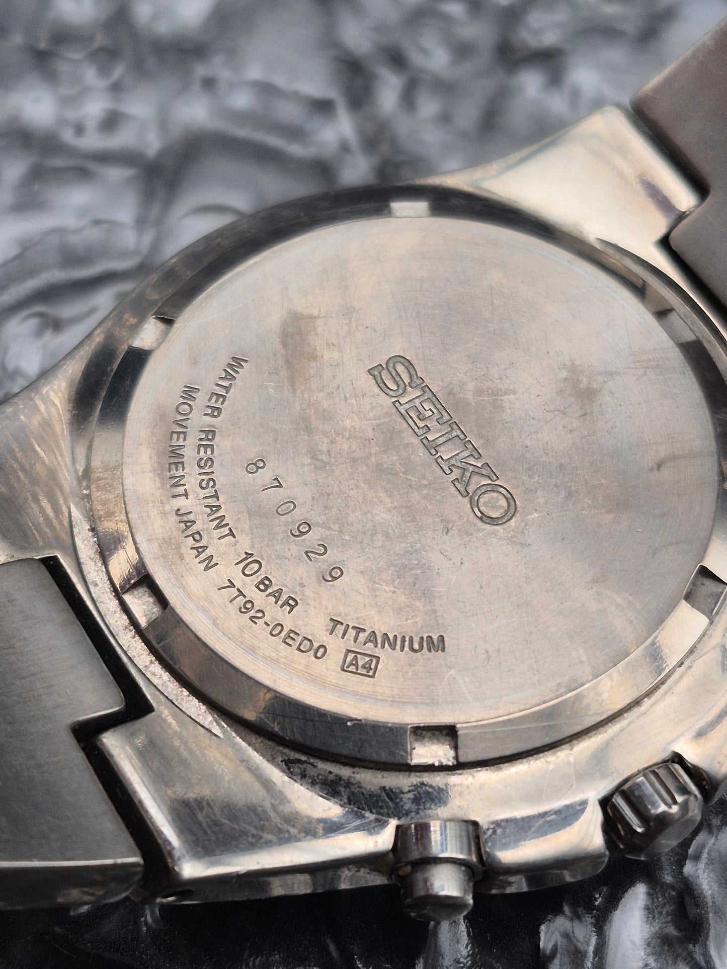 Seiko Titanium Chronograph Ref. 7T92-0ED0 Quartz Men's Watch - Red Robin Watches
