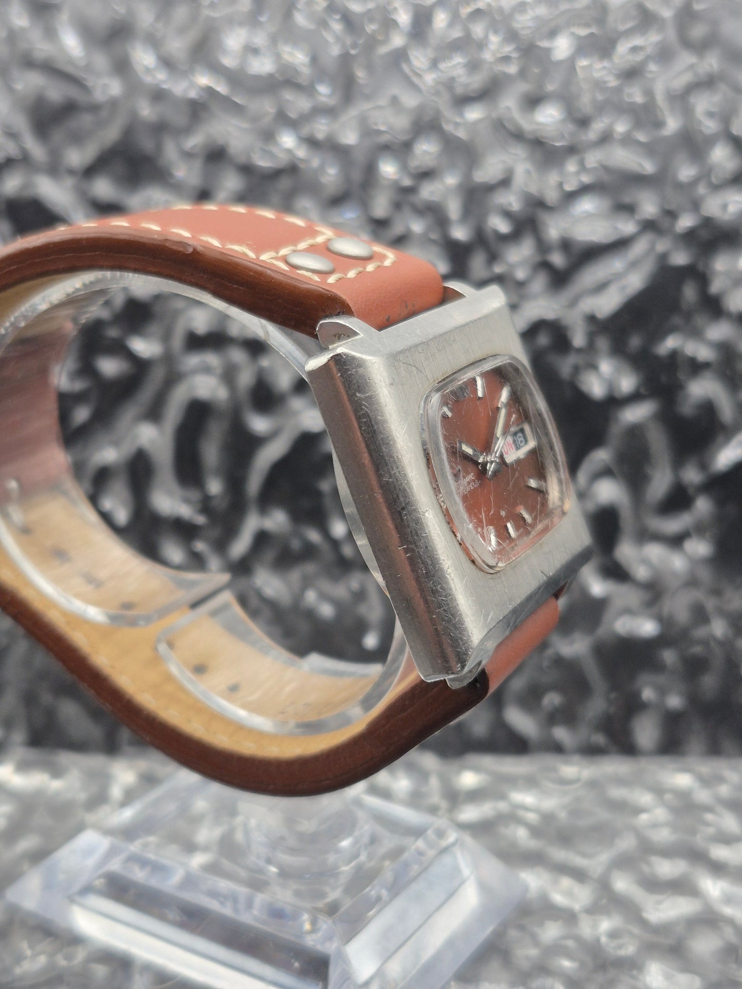Seiko 5 Automatic Ref. 6119-5401 Orange Dial Vintage TV Case