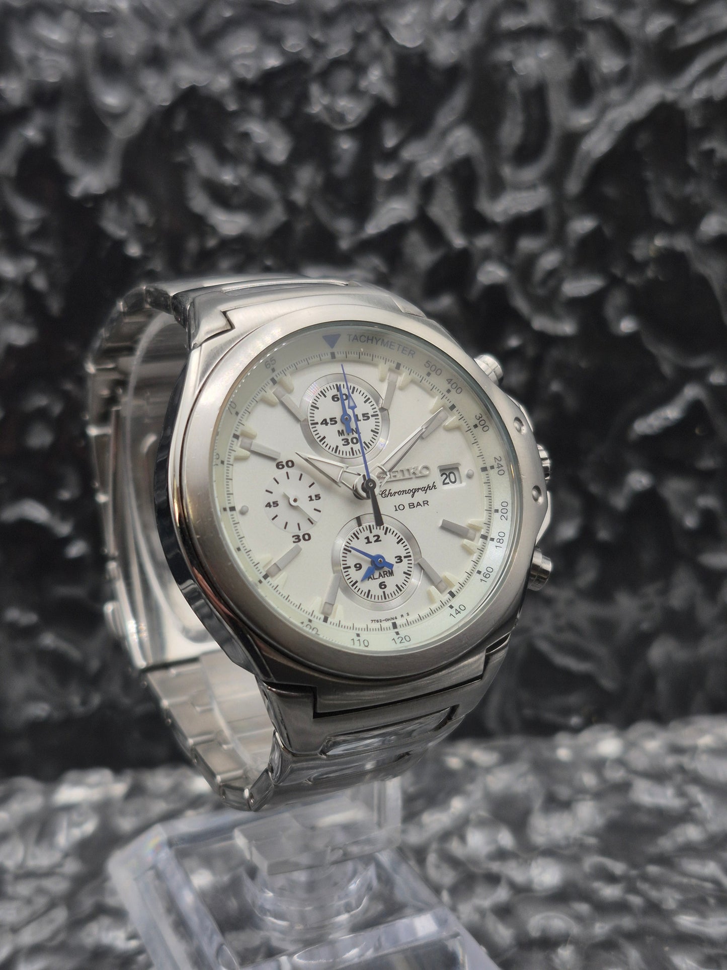 Seiko Quartz Chronograph Ref. 7T62-0ES0 White Dial - Red Robin Watches