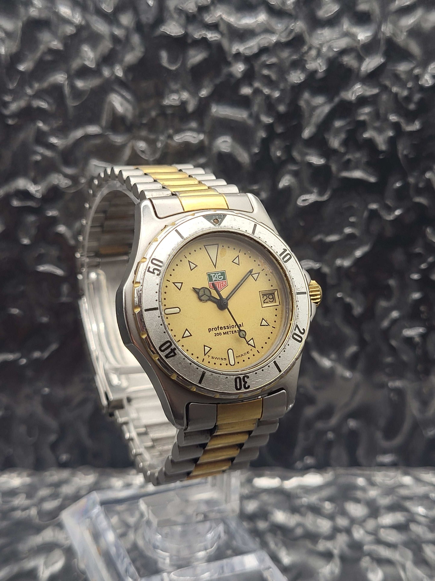 Tag Heuer Professional 2000 - Ref. 974.013 - Quartz