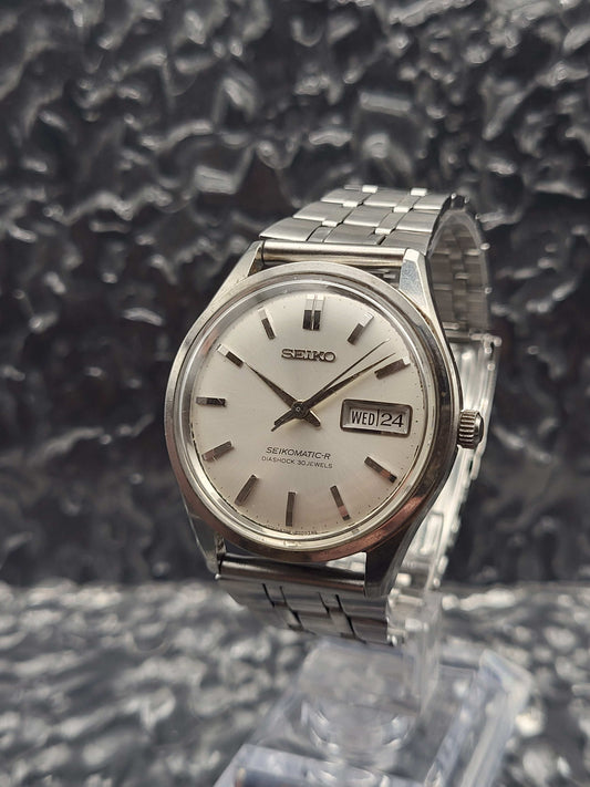 Seiko Seikomatic-R - Ref. 8306-8000 - Dolphin - Dag Datum