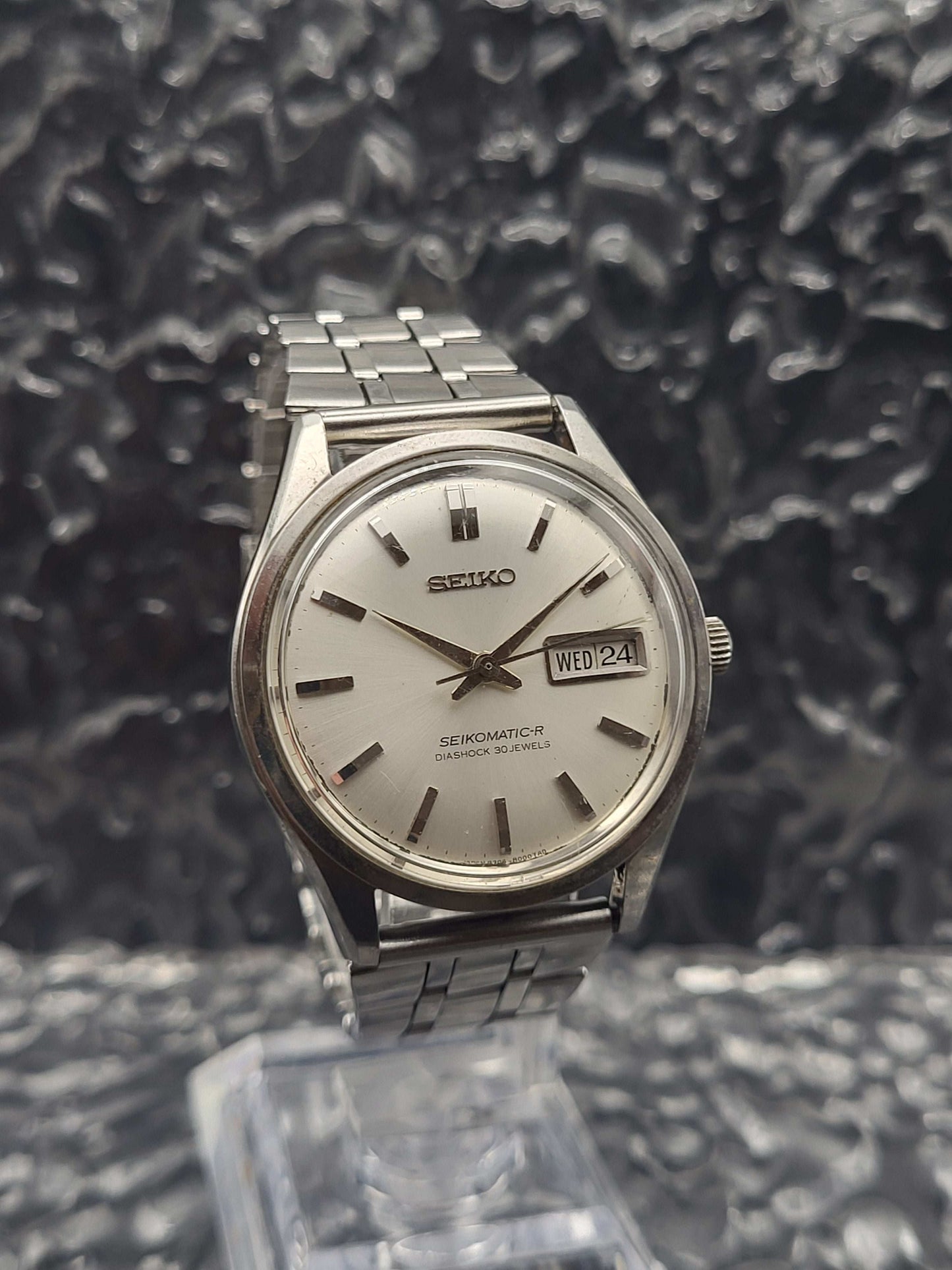 Seiko Seikomatic-R - Ref. 8306-8000 - Dolphin - Dag Datum