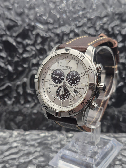 Citizen Eco-Drive Perpetual Calendar Ref. BL5470-06A Silver Dial