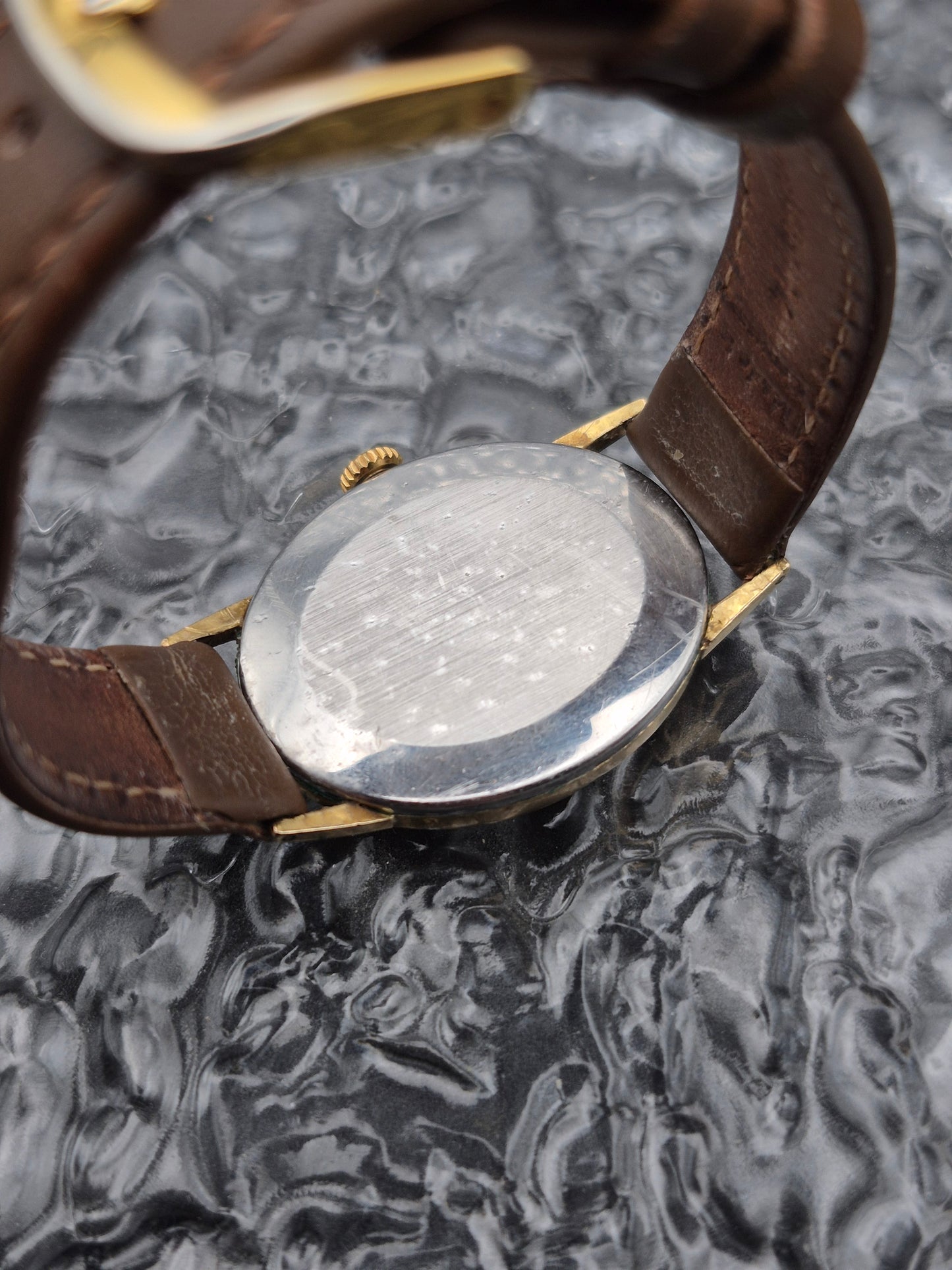 Omega Oval Dresswatch Ref. 511.416 Gold Tone Manual Wound