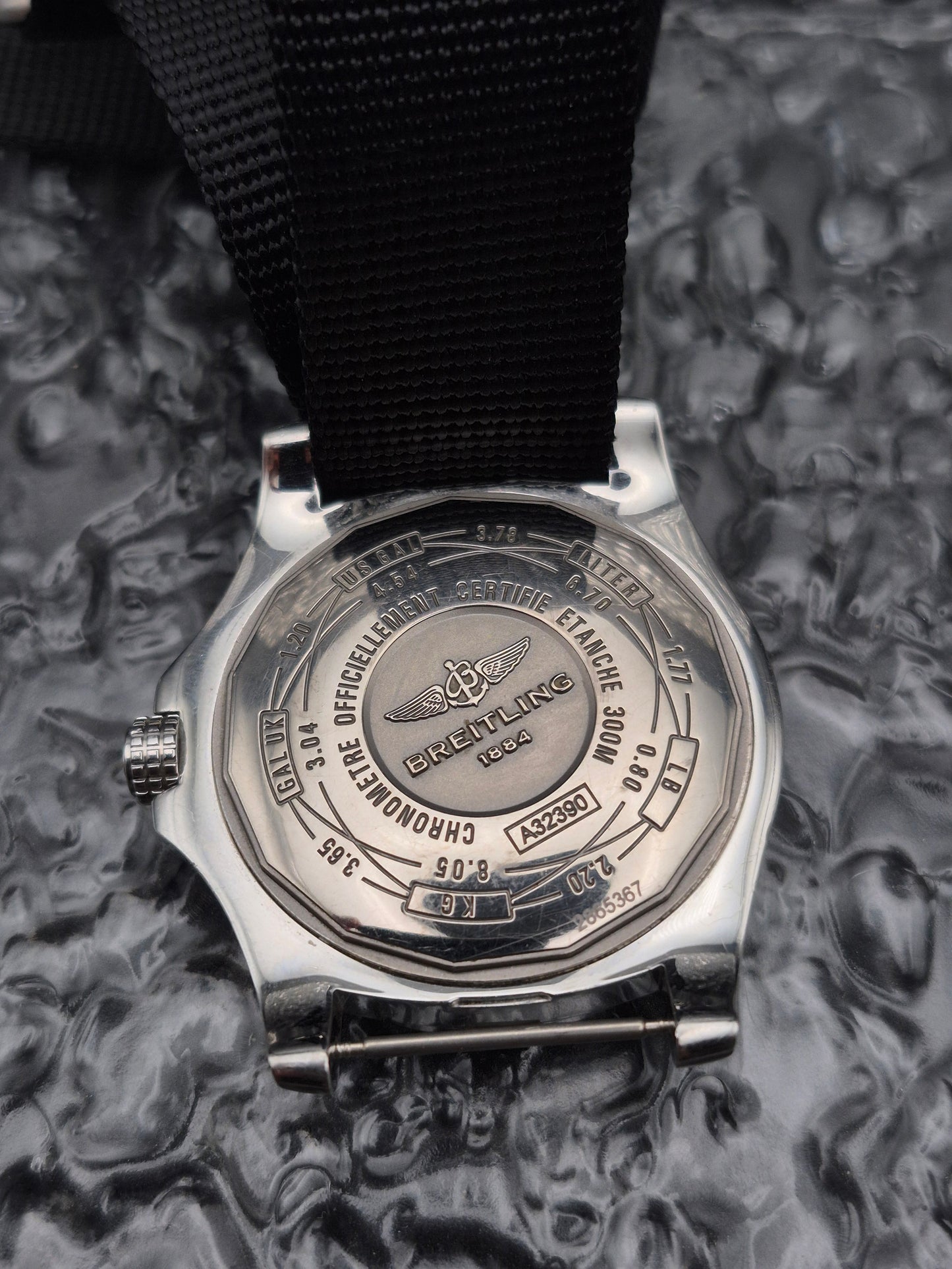 Breitling Avenger ll GMT Ref. A32390 Automatic Chronometre