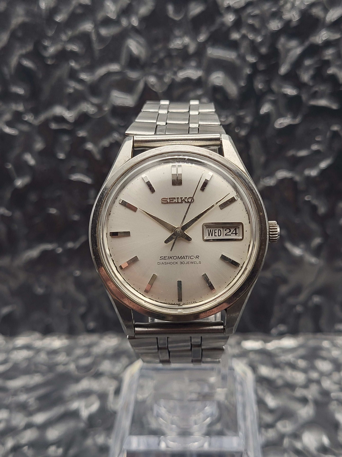 Seiko Seikomatic-R - Ref. 8306-8000 - Dolphin - Dag Datum