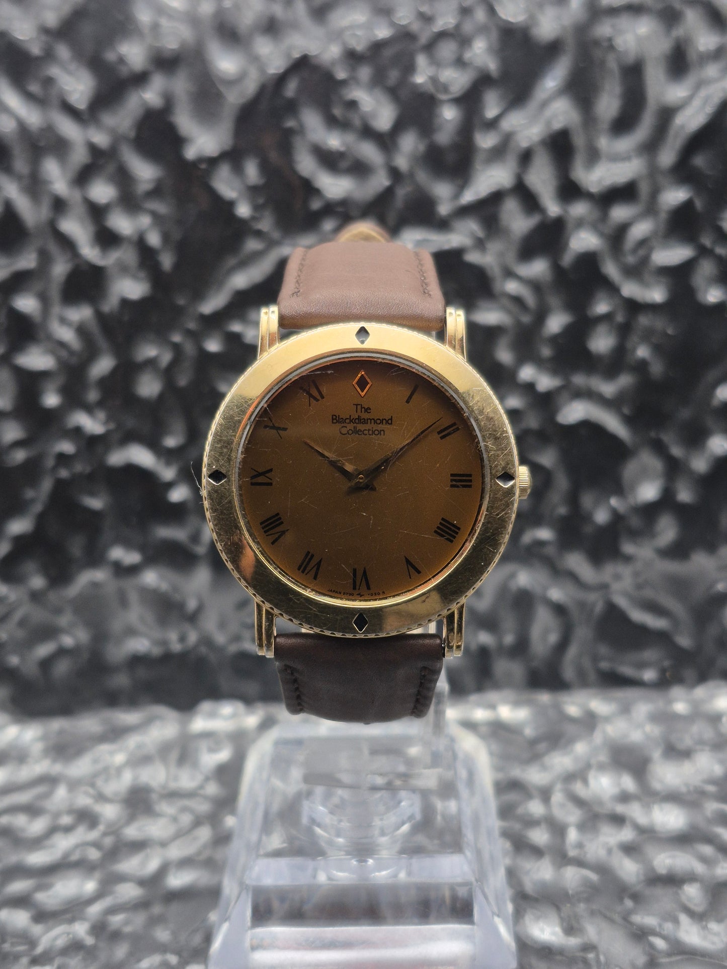 Seiko Black Diamond Collection Ref. 5P30-7020 Rotating Bezel