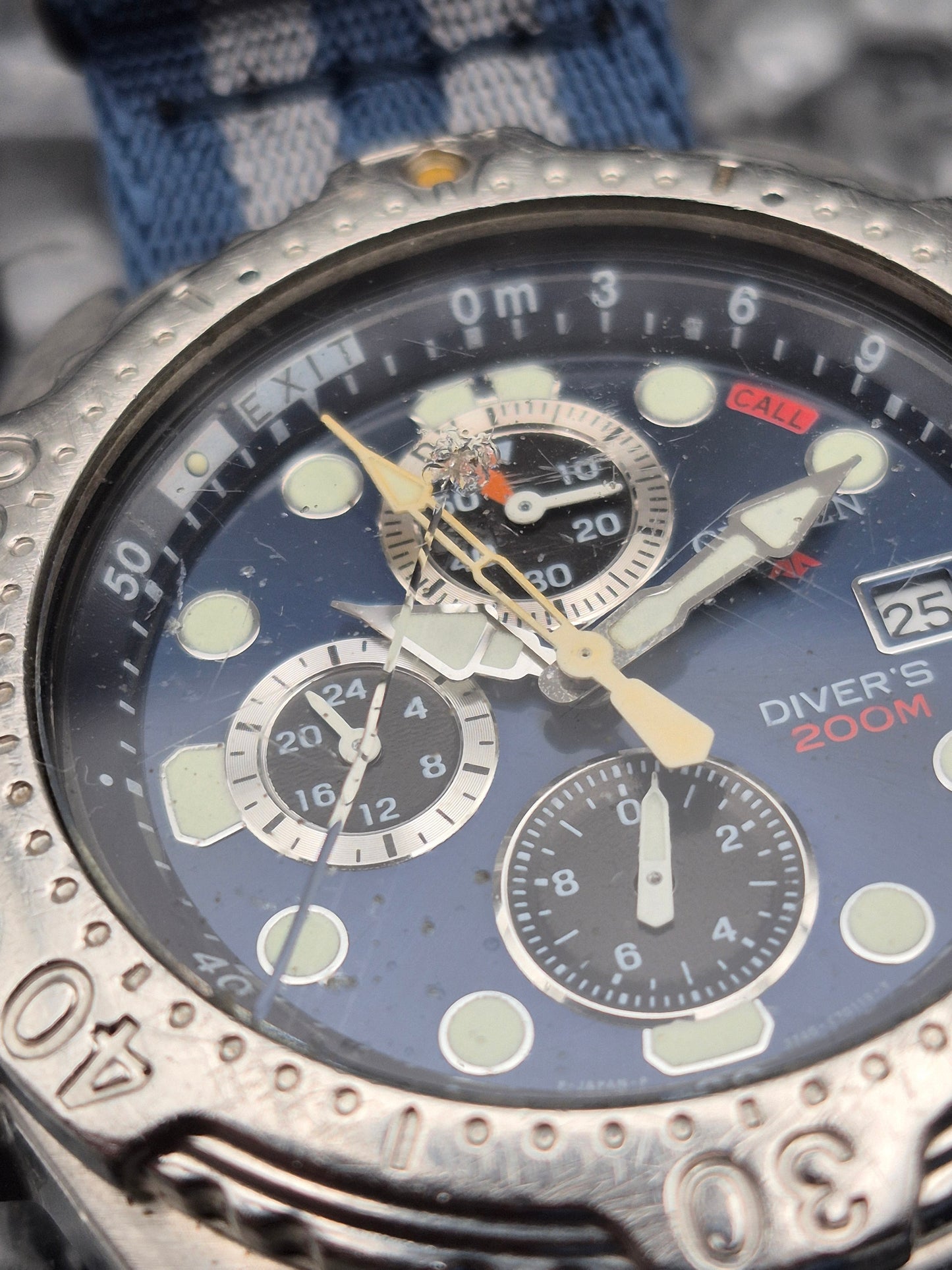 Citizen Promaster Diver Ref. 3740-E70006 Vintage Quartz Blue Dial - Red Robin Watches
