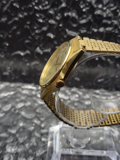 Gold Citizen 5500-F50123 K - Day Date - Kanji JDM - Red Robin Watches