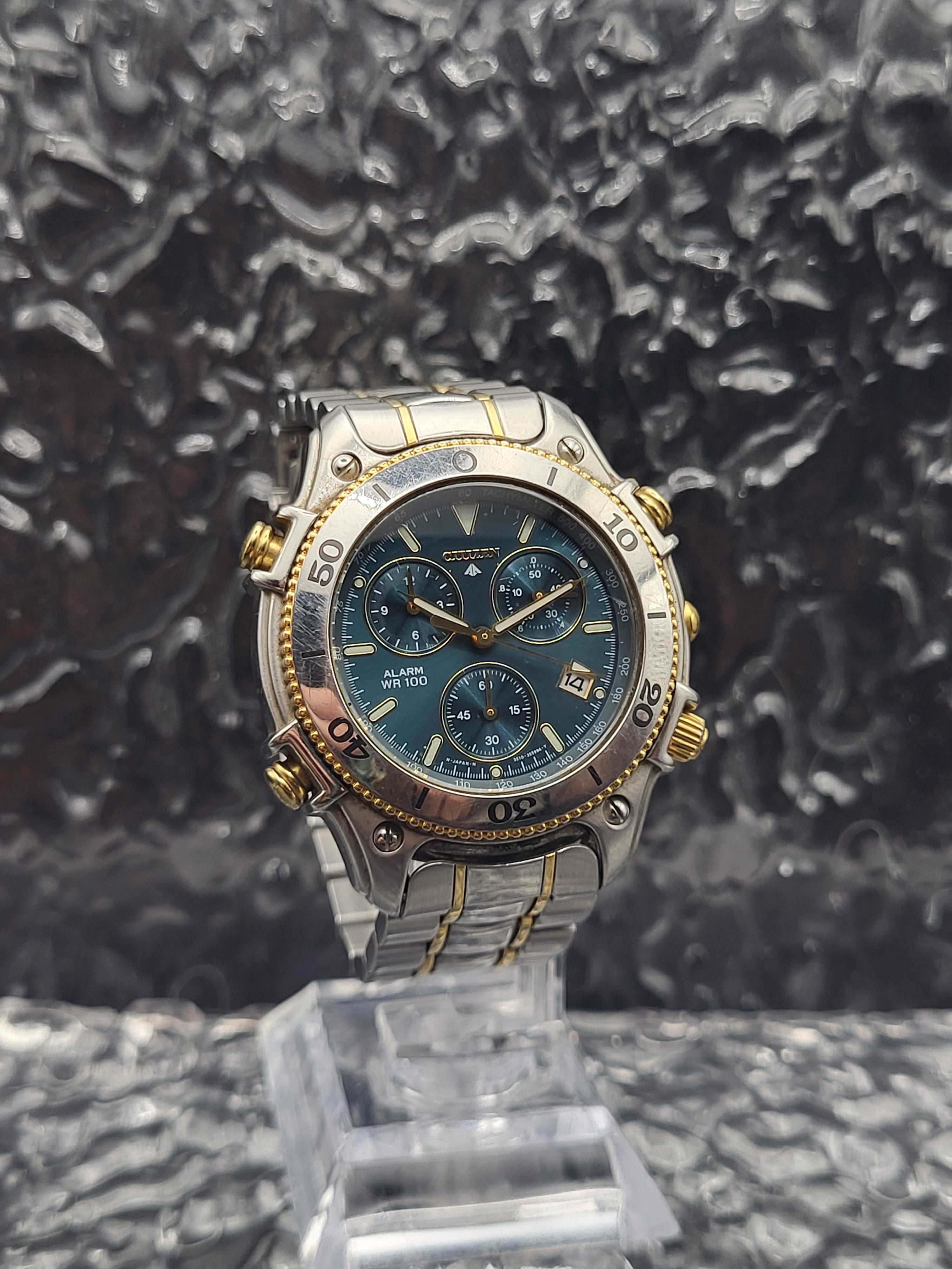 Citizen 3510-H04406 - Chronograph - Aqua Dial - Quartz – Red Robin