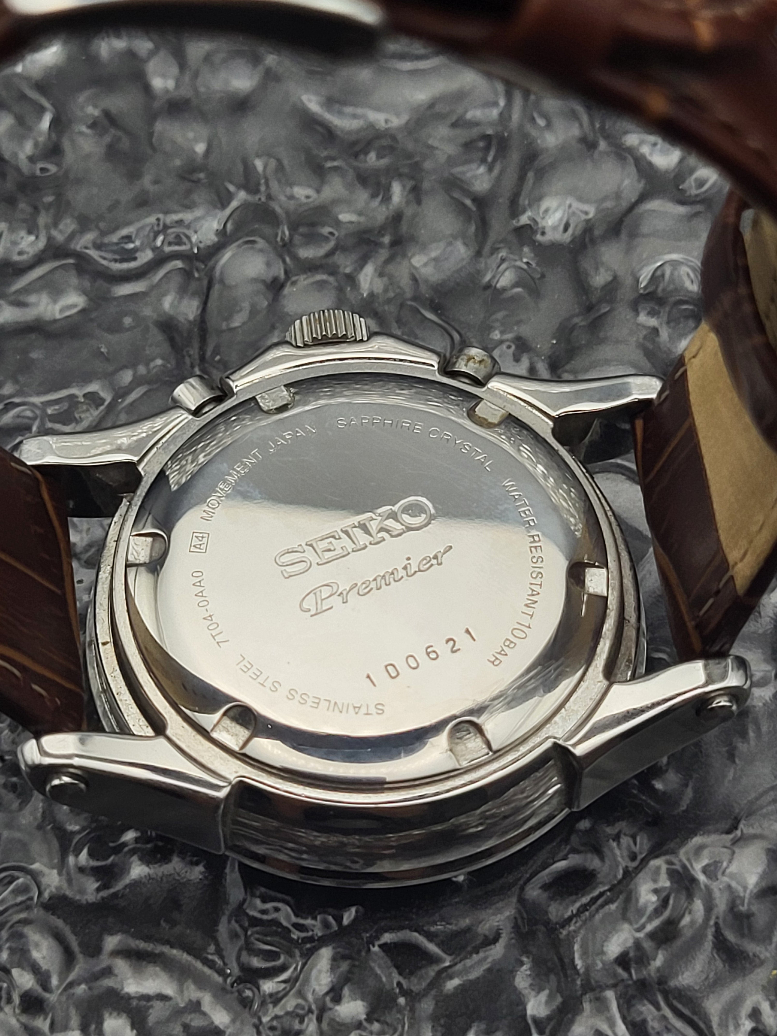 ✨SEIKO✨セイコー✨PREMIER✨クォーツ✨7T04-0AC0✨腕時計✨ Seiko Premier 7T04-0AA0 - Full Set - Chronograph - Quartz – Red