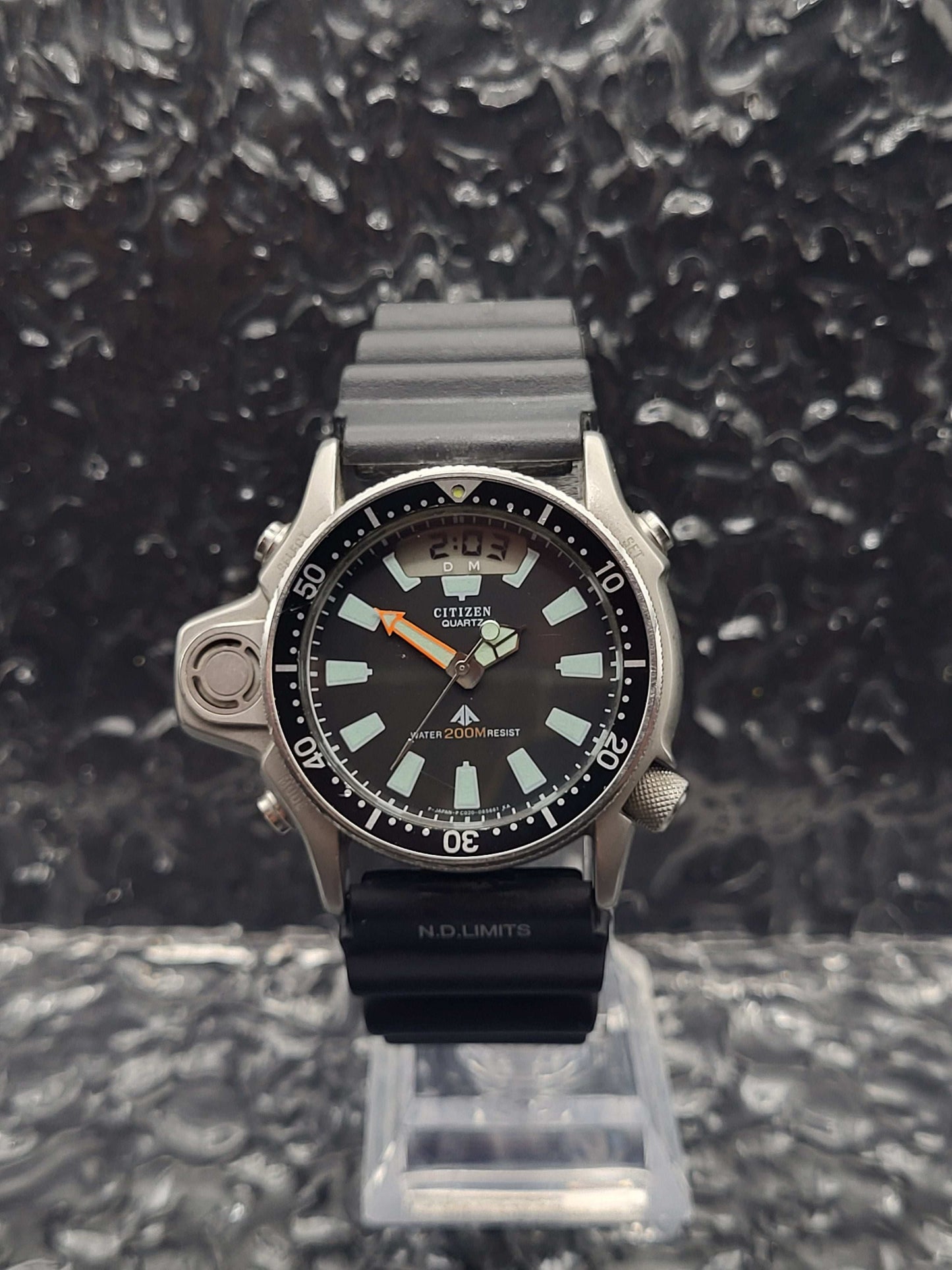 Citizen Promaster C020-086899 Y - Duiker Chronograaf - Multifunctioneel - Red Robin Watches