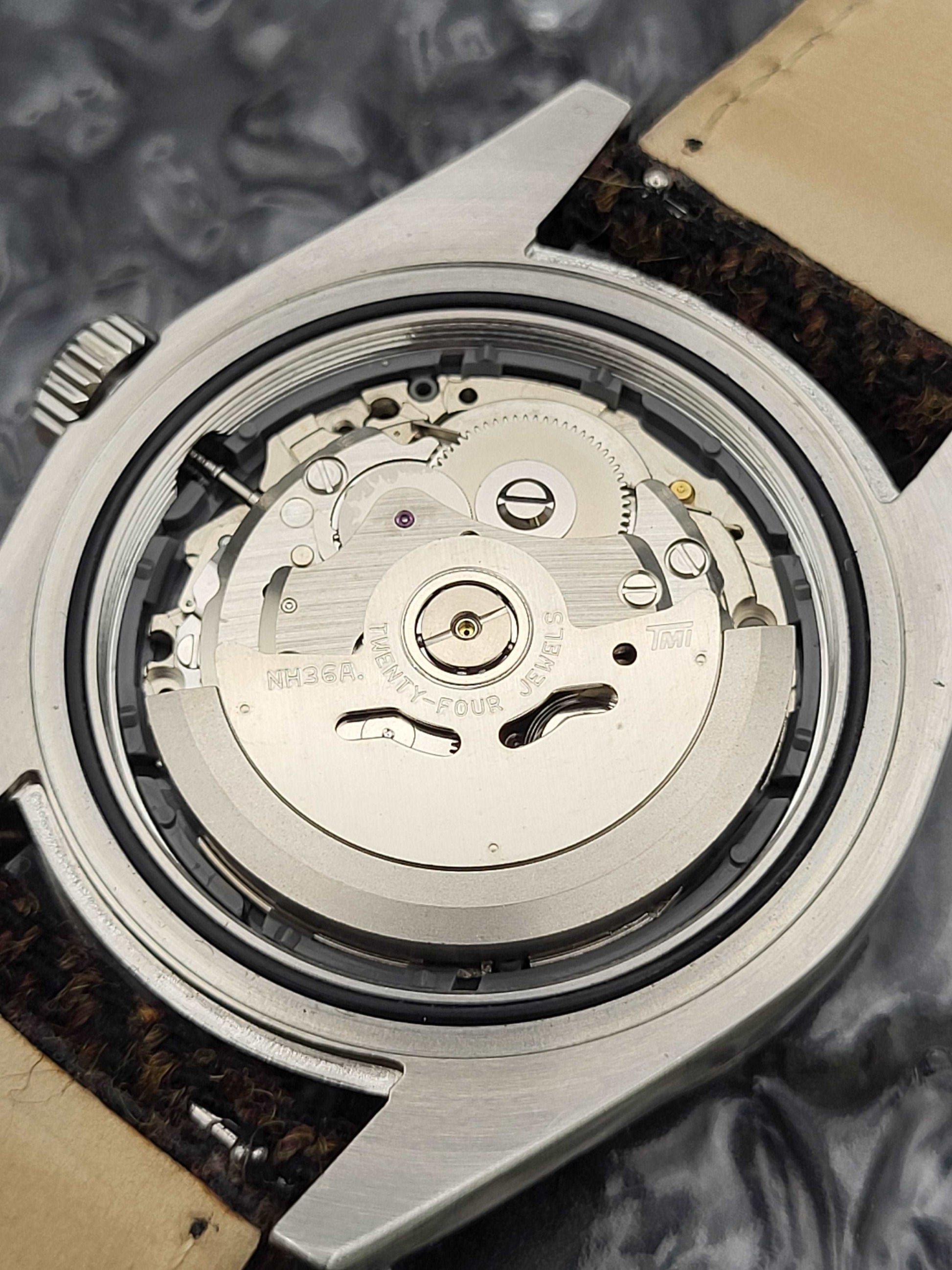 Seiko Custom Mod - Automaat - NH36 Uurwerk - Kanji Day Date