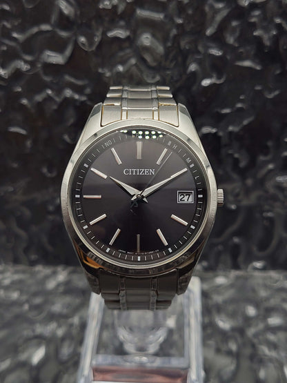 Citizen Eco-Drive Solar - Ref. H110-S077486 - Datum - JDM