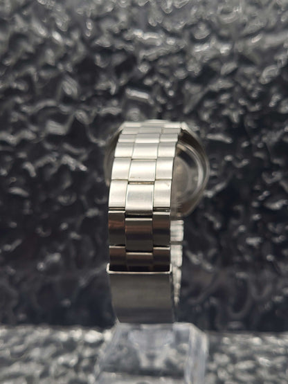 Seiko 5 Actus - Ref. 7019-7070 - Kanji Dag Datum