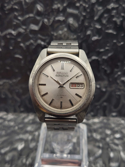 Seiko 5 Actus - Ref. 7019-7040 - Kanji Dag Datum