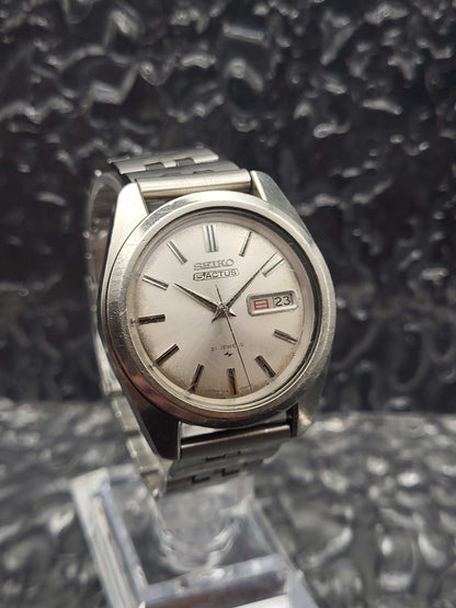 Seiko 5 Actus - Ref. 7019-7040 - Kanji Dag Datum