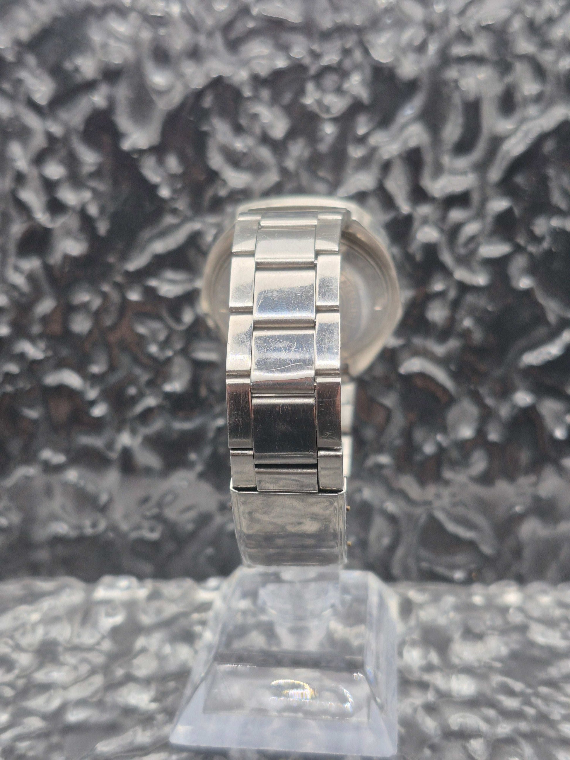 Seiko Advan Ref. 7019-7240 Facet Crystal Kanji Blue Dial