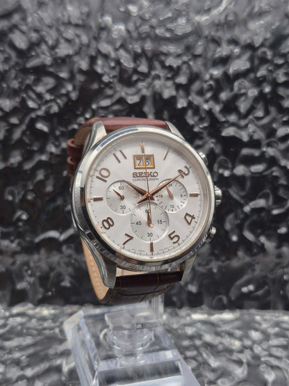 Seiko Quartz Chronograph Ref. SPC087 - 7T04-0AE0 Big Date - Red Robin Watches