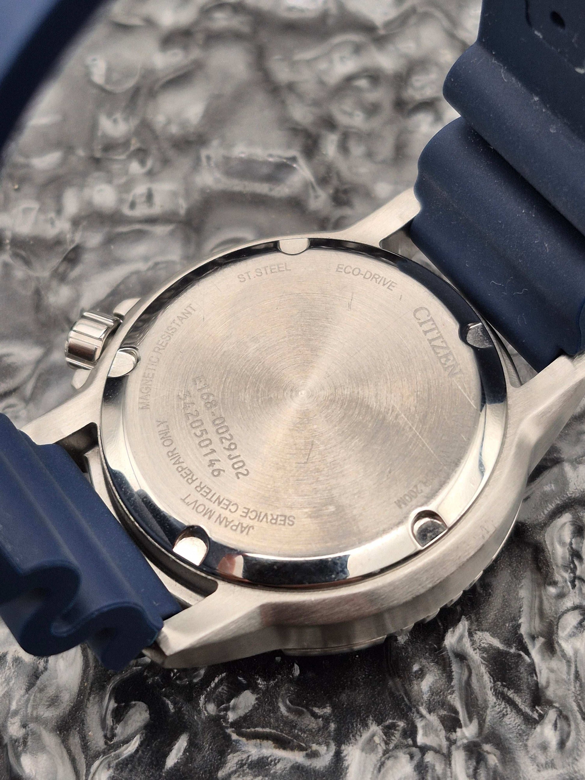 Citizen Promaster Eco-Drive Ref. E168-0029J02 Blue Dial - Red Robin Watches