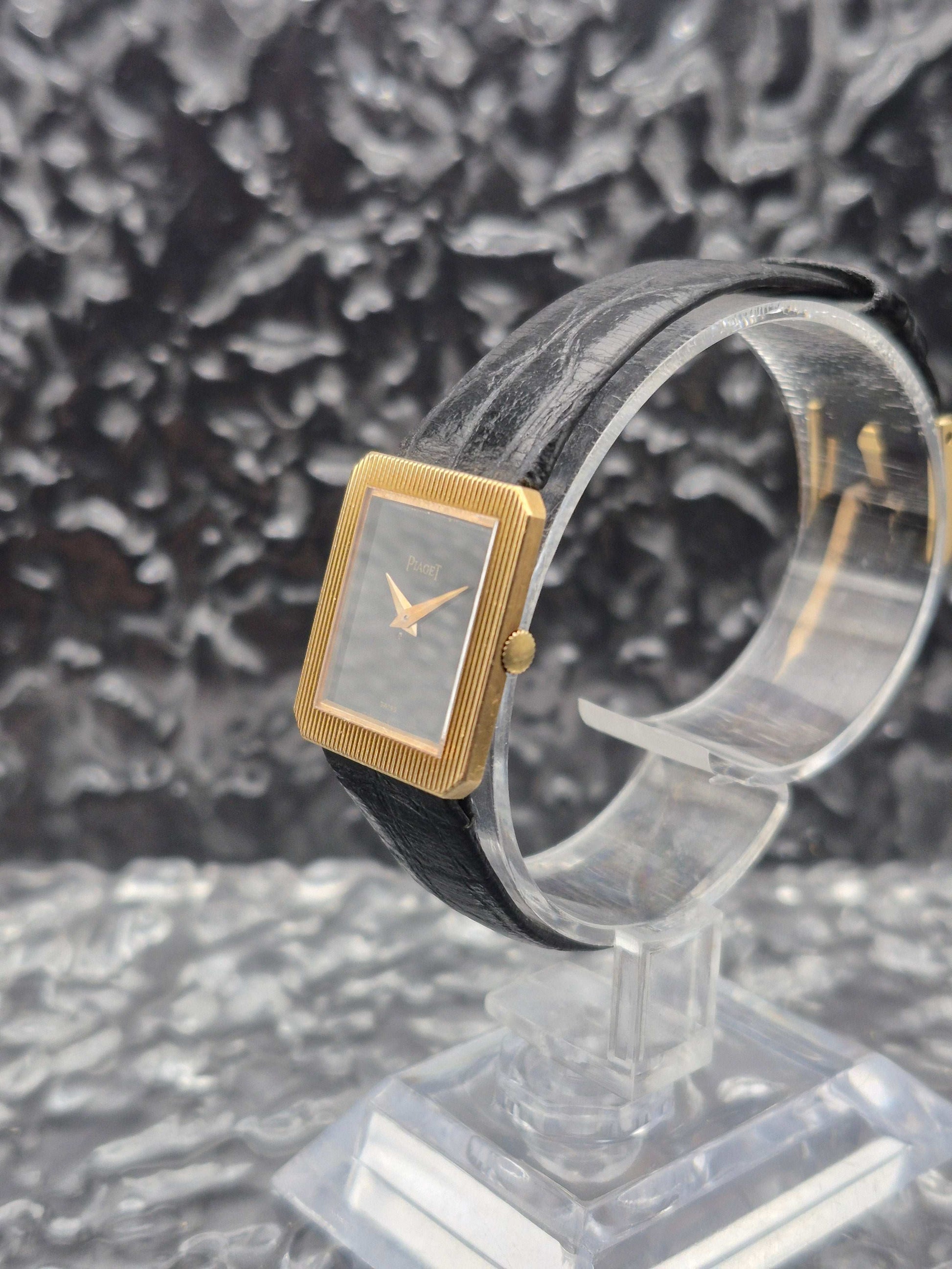 Piaget Protocole Onyx Black Dial Ref. 4154 Solid Gold - Original Buckle