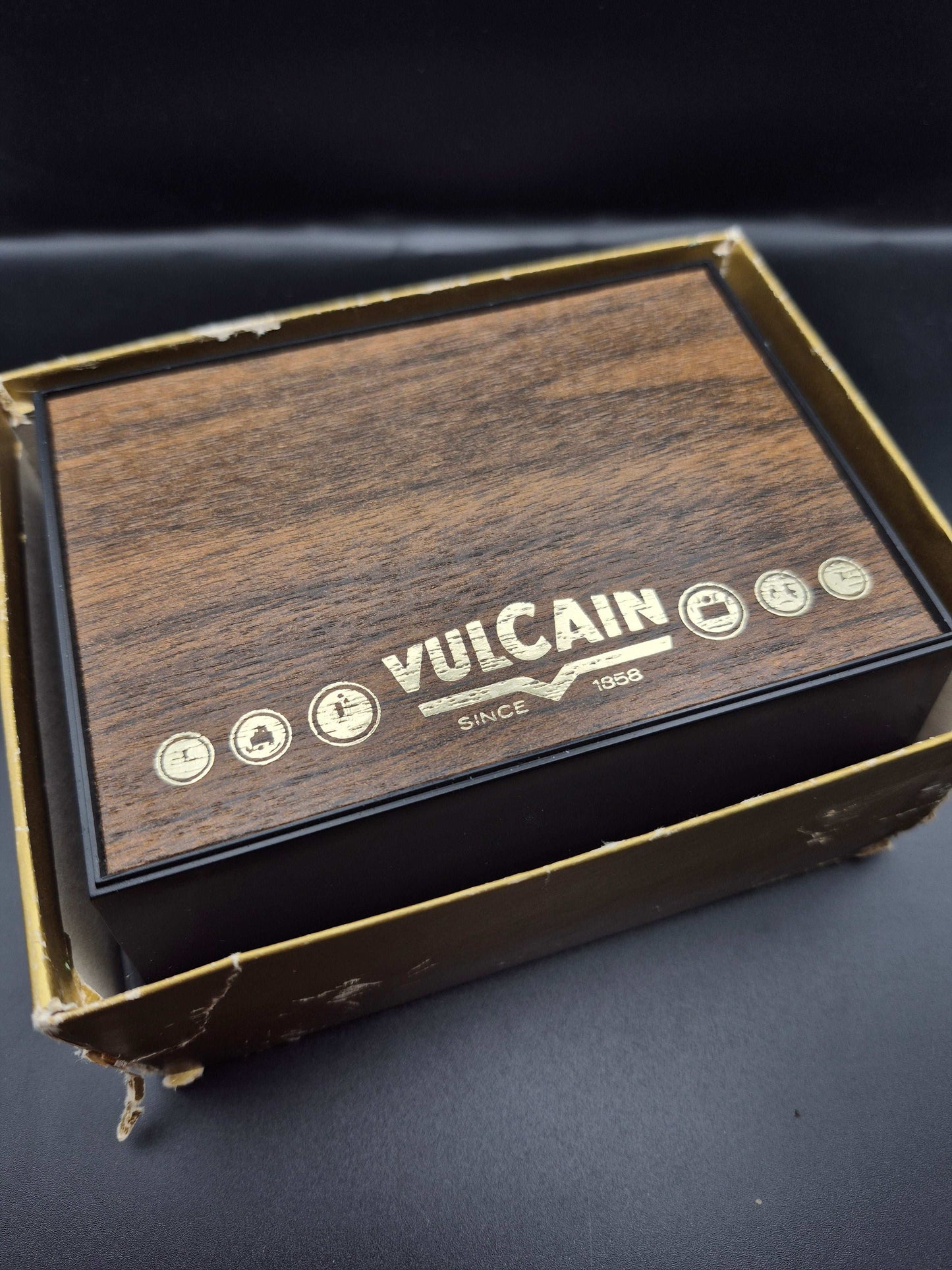 Vulcain Cricket Alarm Watch - Ultra Rare Full Set Ref. H.99.101 - Red Robin Watches