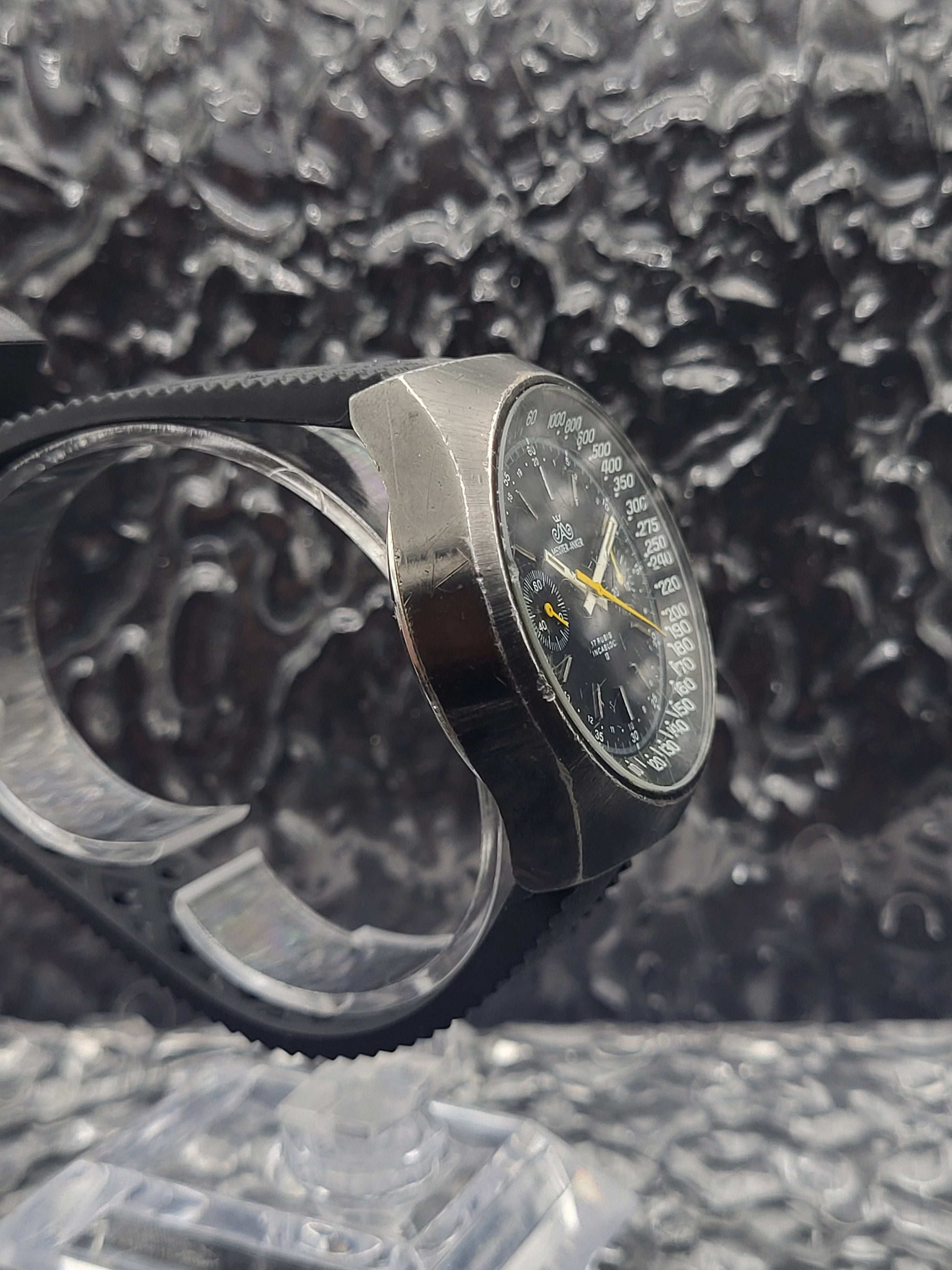 Meister Anker Chronograph - Cal. Valjoux 7733 - Black PVD Case
