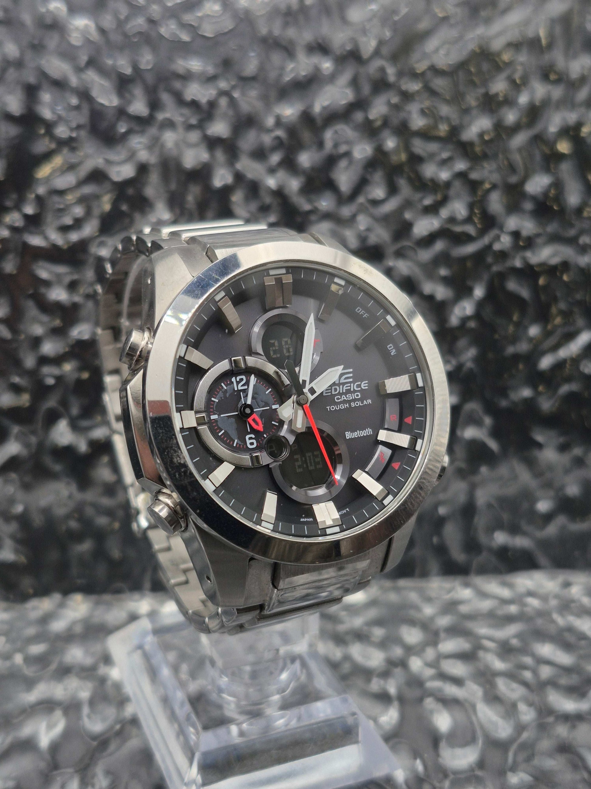 Casio Edifice Tough Solar Ref. ECB-500 Ana-Digi Bluetooth Men's - Red Robin Watches