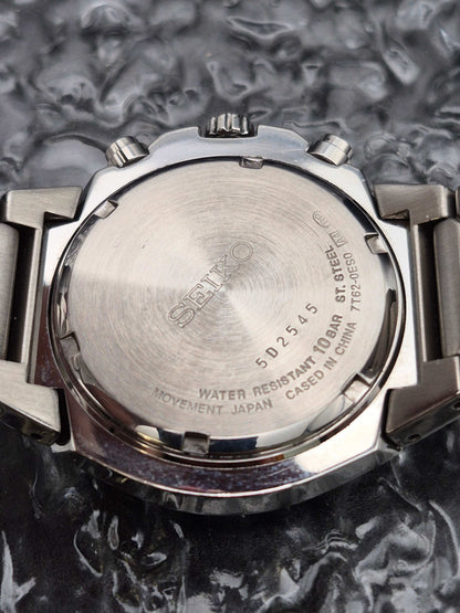 Seiko Quartz Chronograph Ref. 7T62-0ES0 White Dial - Red Robin Watches