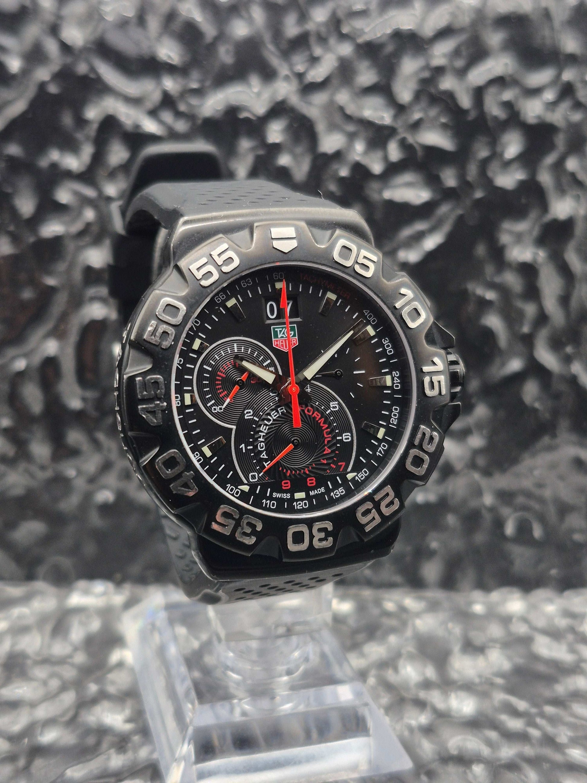 Tag Heuer Formula 1 Ref. CAH1012 Quartz Chronograph Grande Date - Red Robin Watches