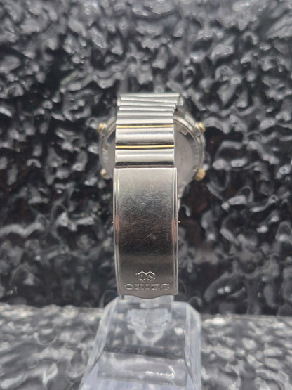 Seiko Sports 100 Moonphase Ref. 7A48-5010 Quartz Chronograph