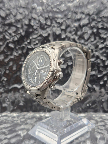 Seiko Titanium Chronograph Ref. 7T62-0AC0 Quartz - Red Robin Watches