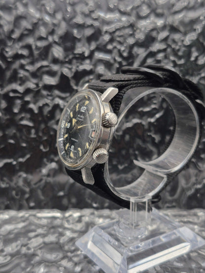 Olma Caravelle Super Compressor Ref. 0748/3 1960s Automatic Diver - Red Robin Watches