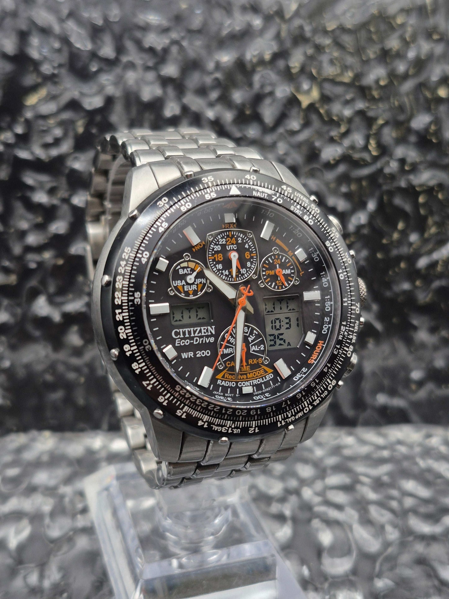 Citizen Skyhawk Ref. U600-S049679 Eco-Drive Multifunctional - Red Robin Watches