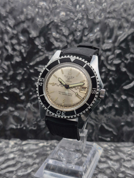 Sicura By Breitling Vintage Diver All Swiss Made Manual Men's Watch