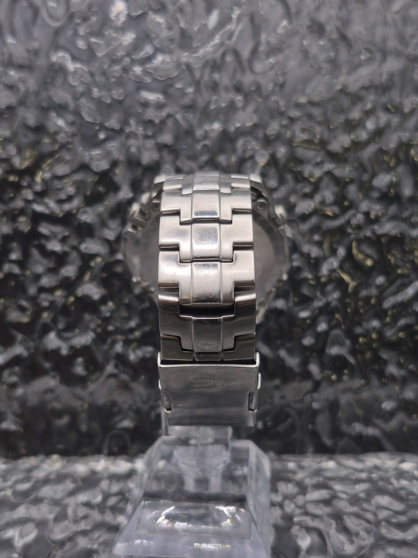 Casio Edifice Tough Solar Ref. ECW-M300E Ana-Digi Wave Ceptor - Red Robin Watches