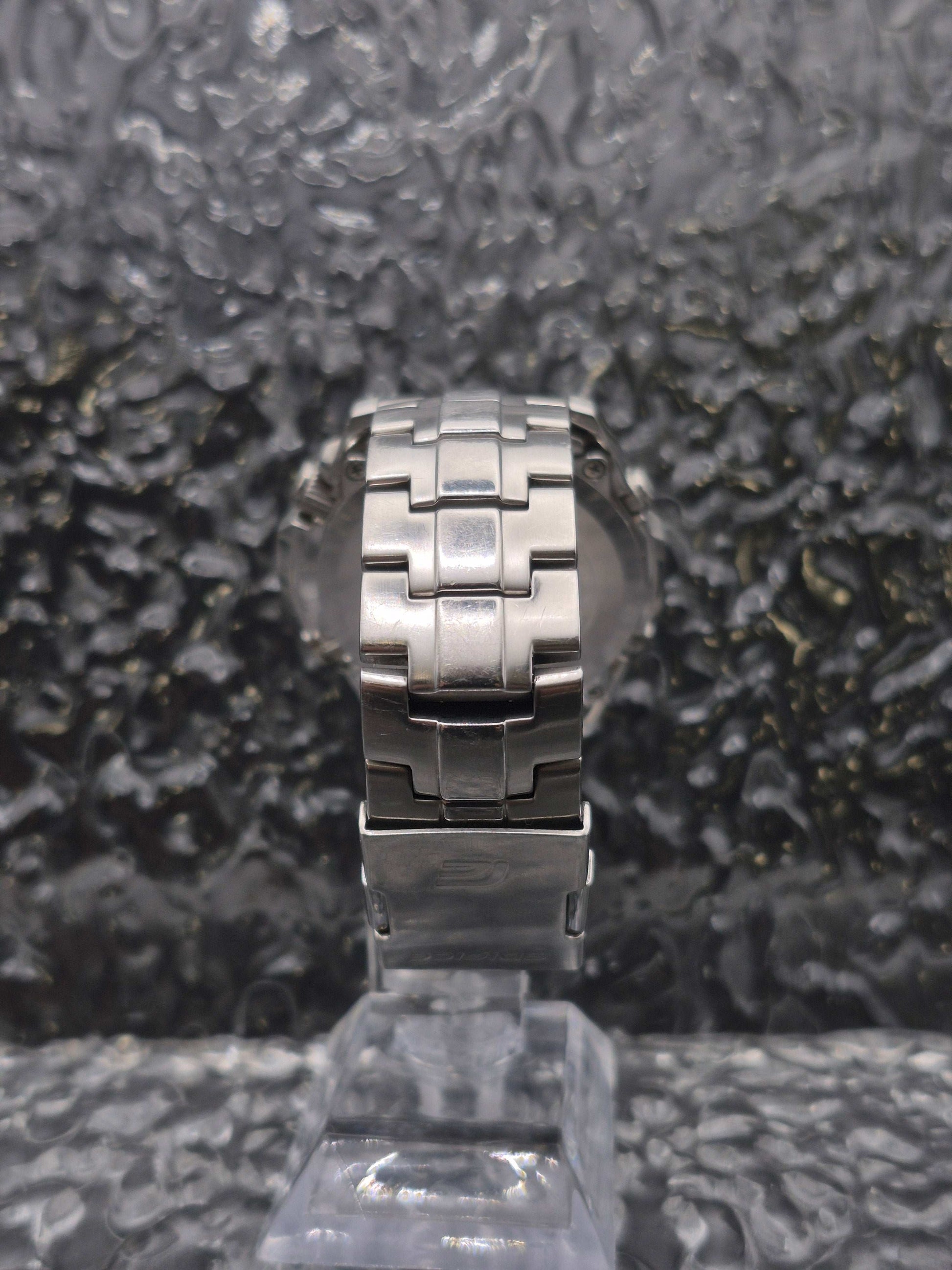 Casio Edifice Tough Solar Ref. ECW-M300E Ana-Digi Wave Ceptor - Red Robin Watches