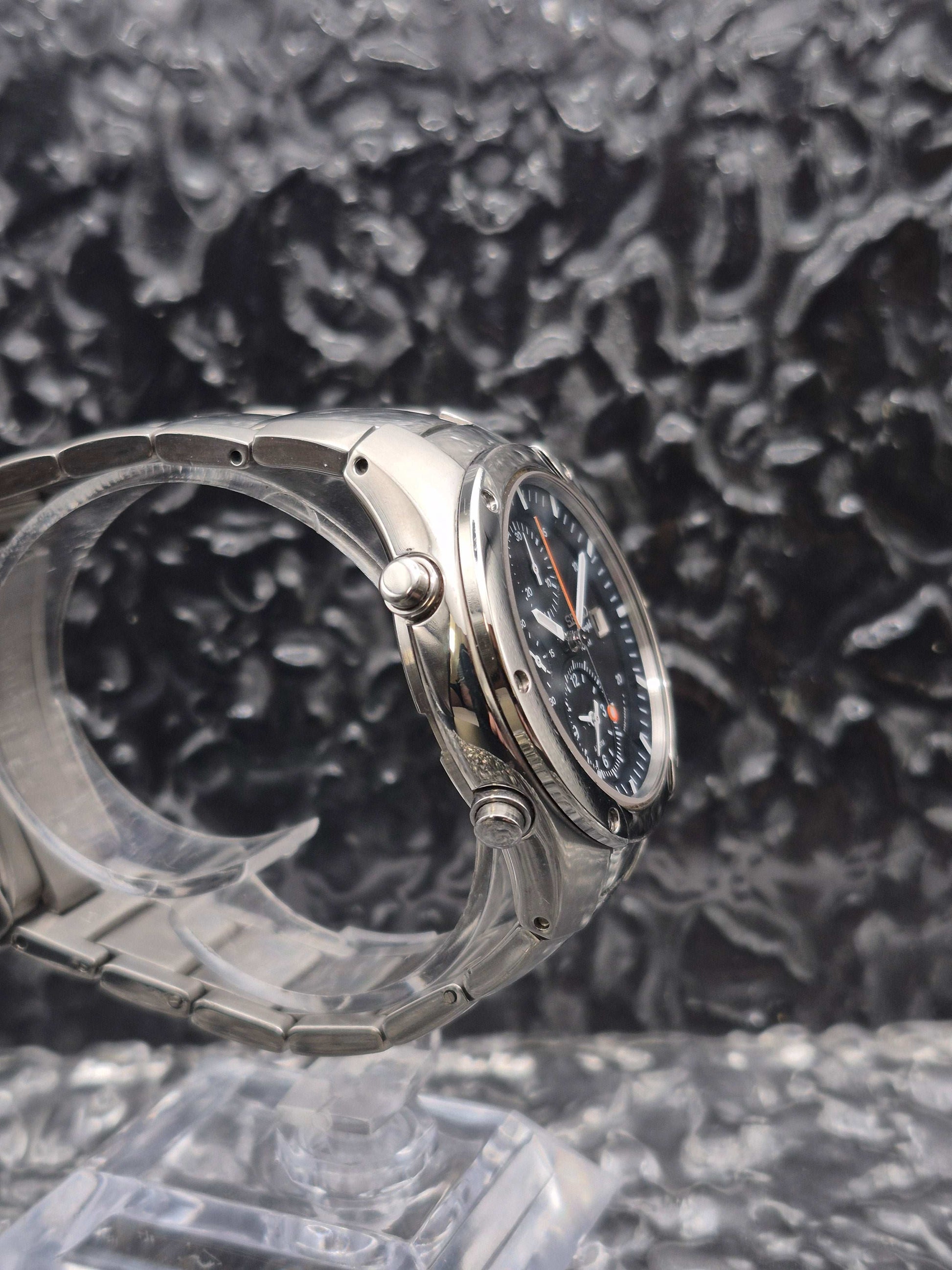 Seiko Sportura Chronograph Ref. 7T32-6N00 Sapphire Crystal - Red Robin Watches