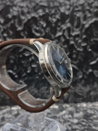 Seiko Presage Cocktail Time Ref. SRPB41J1 4R35-01T0 Automatic - Red Robin Watches