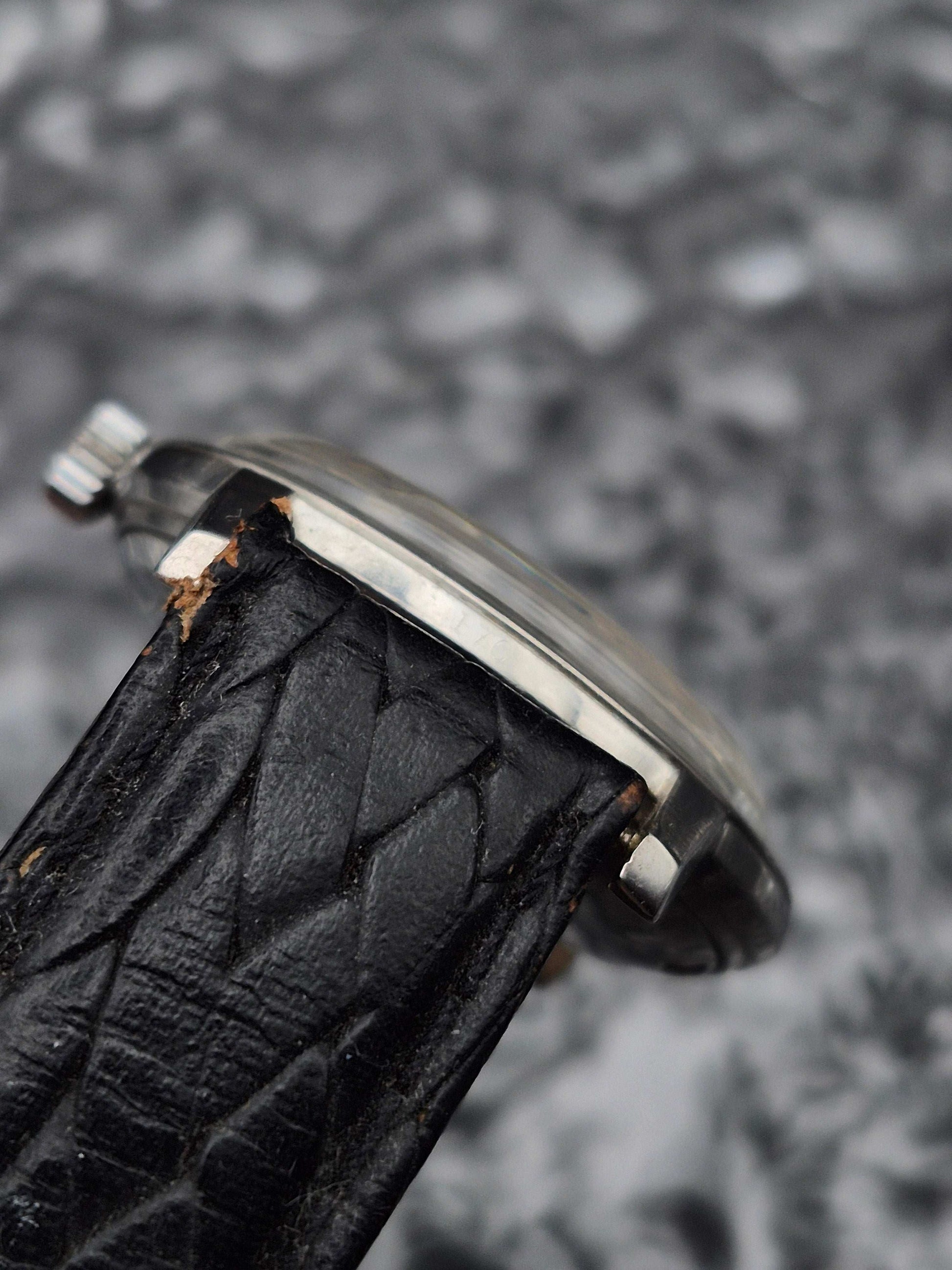 Ebel Automatic Men's Watch Ref. 9113901 Cal. AS 1580 Vintage - Red Robin Watches