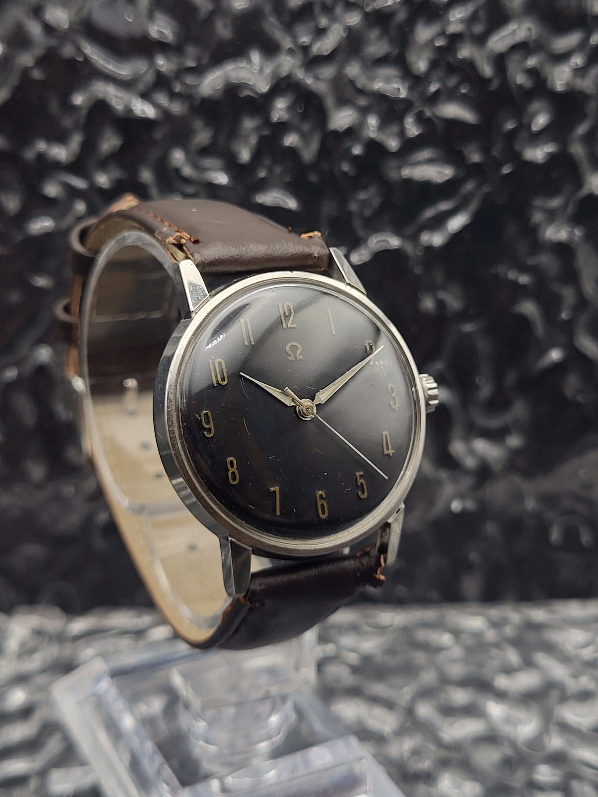 Omega Seamaster - Ref. 135.011 - Cal. 601 - Manual - Raised Numerals