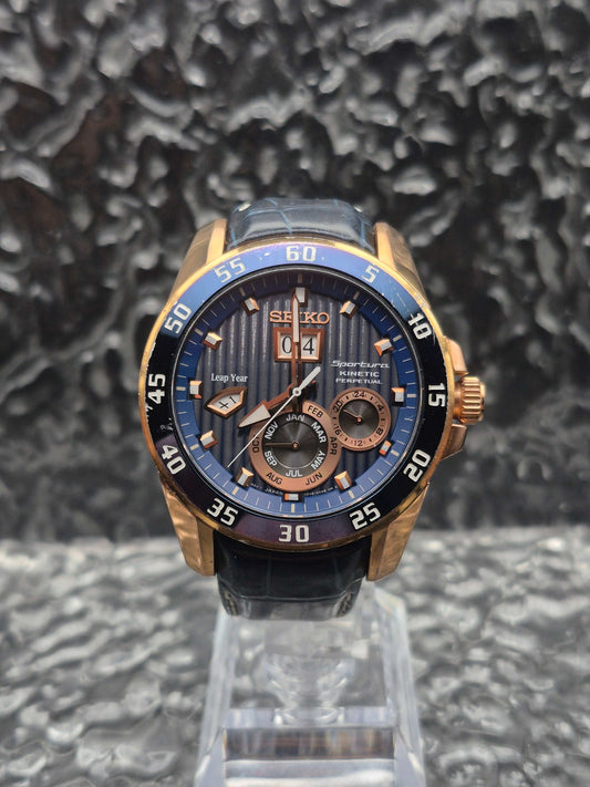Seiko Sportura Kinetic Perpetual Ref. 7D48-0AK0 // SNP064P1
