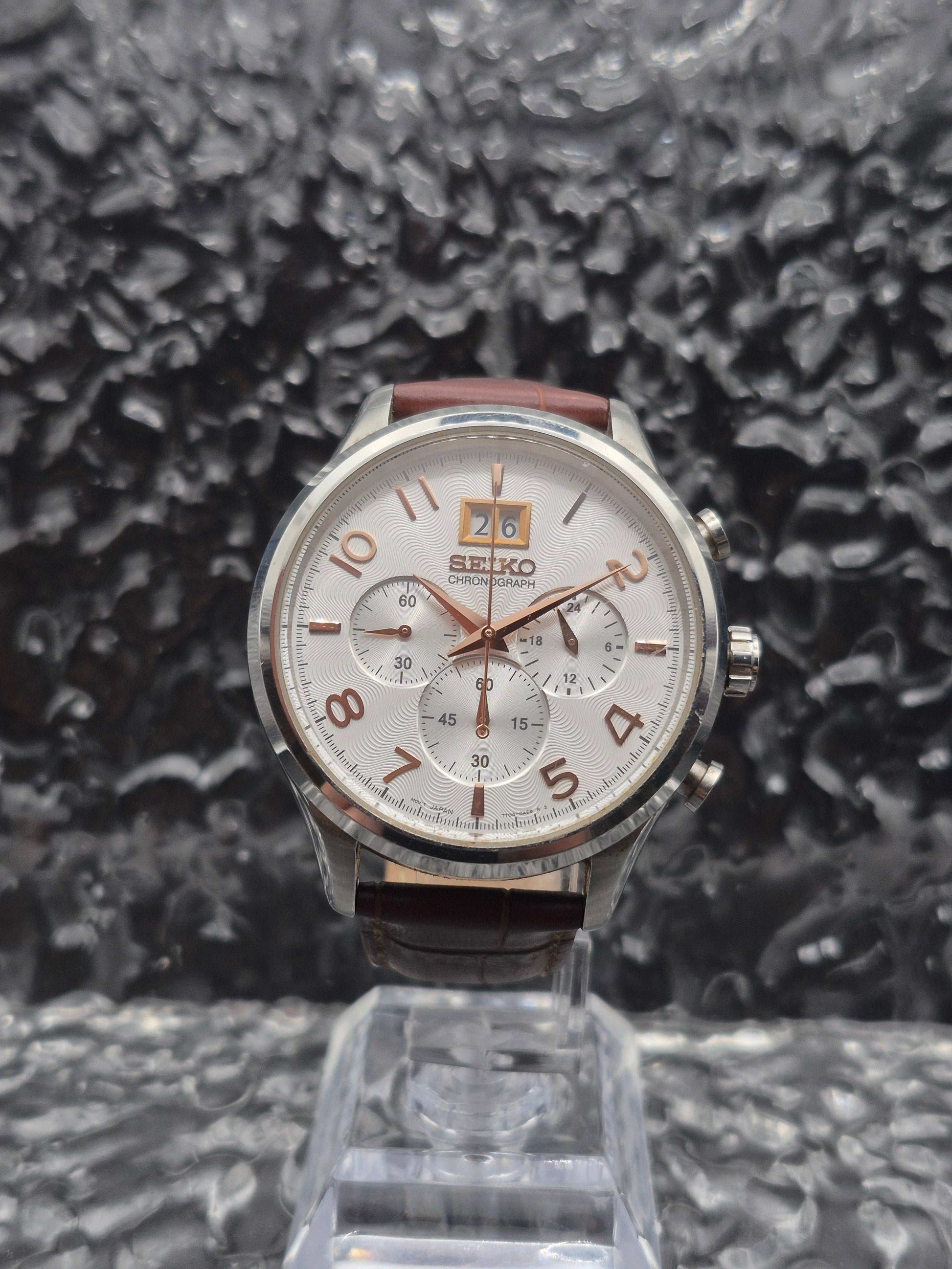 Seiko Quartz Chronograph Ref. SPC087 - 7T04-0AE0 Big Date - Red Robin Watches