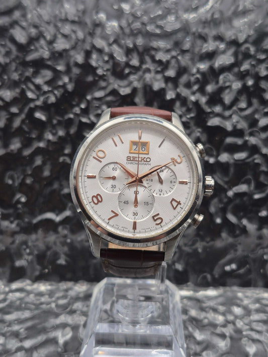 Seiko Quartz Chronograph Ref. SPC087 - 7T04-0AE0 Big Date - Red Robin Watches